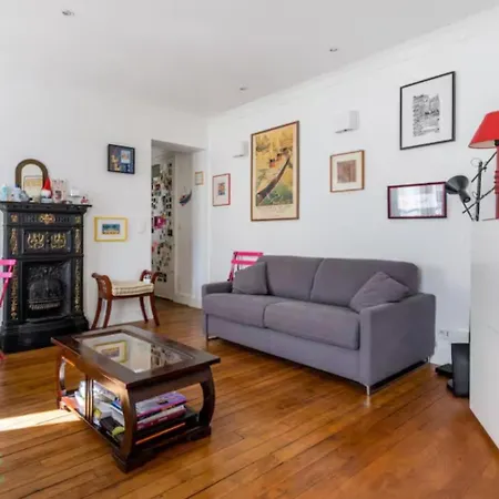 Pour 4 Pers. - Buttes-chaumont Apartment